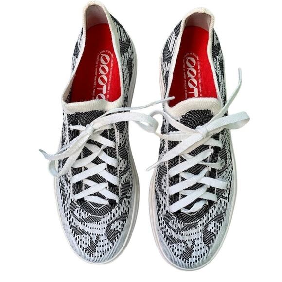 NEW PROTO IRIS D Men's Black & White Woven Logo Sneakers Size 9 /43 - Picture 1 of 8